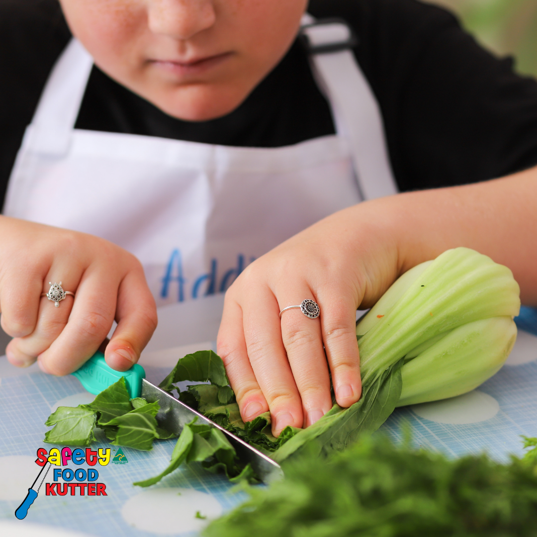 Kiddies Food Kutter & Safety Food Peeler - Kids Safe Kitchen